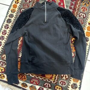 Lululemon floral flock black quarter zip pull over sweater size 12